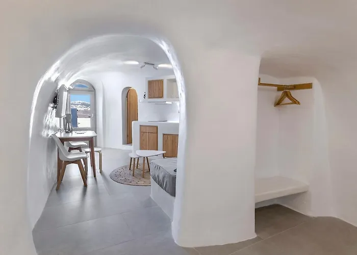 Appartamento Antron Cave House *